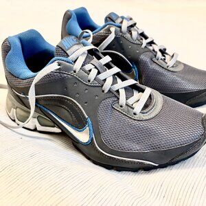 Nike Refresh 4 Women's running shoe Size 5